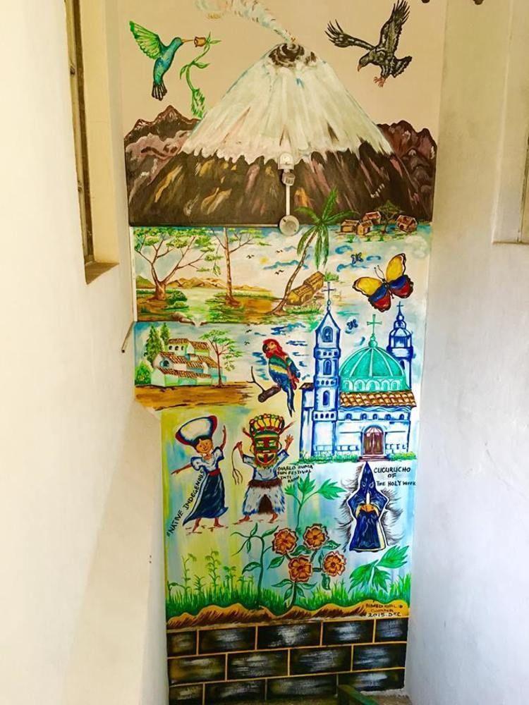 Blue Door Housing Historic Quito Ξενοδοχείο Εξωτερικό φωτογραφία
